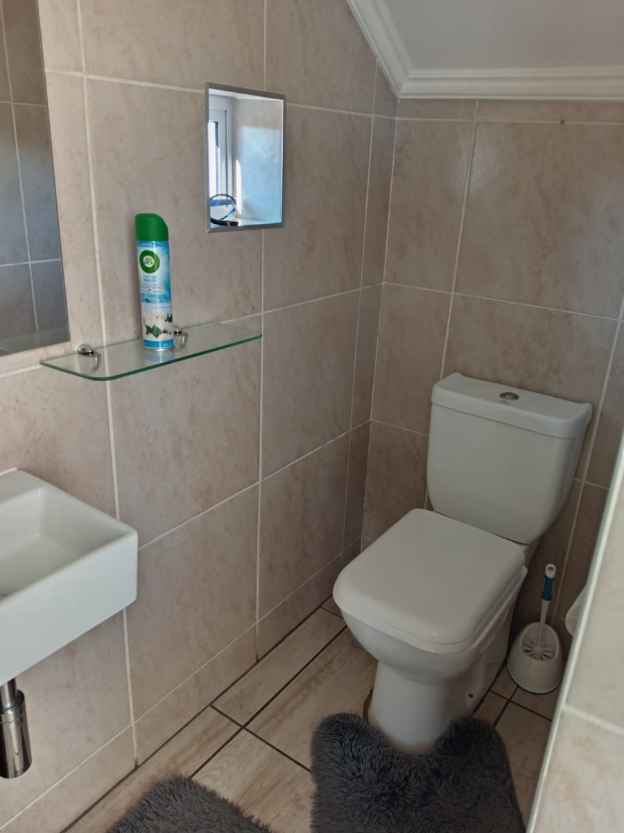 3 Bedroom Property for Sale in Riverspray Lifestyle Estate Gauteng