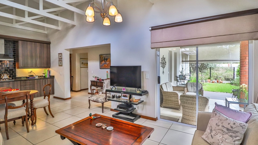 3 Bedroom Property for Sale in Broadacres Gauteng