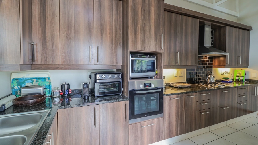 3 Bedroom Property for Sale in Broadacres Gauteng