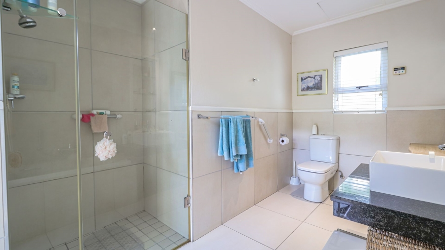 3 Bedroom Property for Sale in Broadacres Gauteng