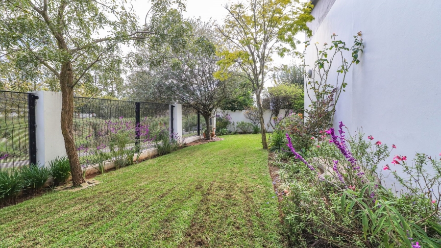 3 Bedroom Property for Sale in Broadacres Gauteng