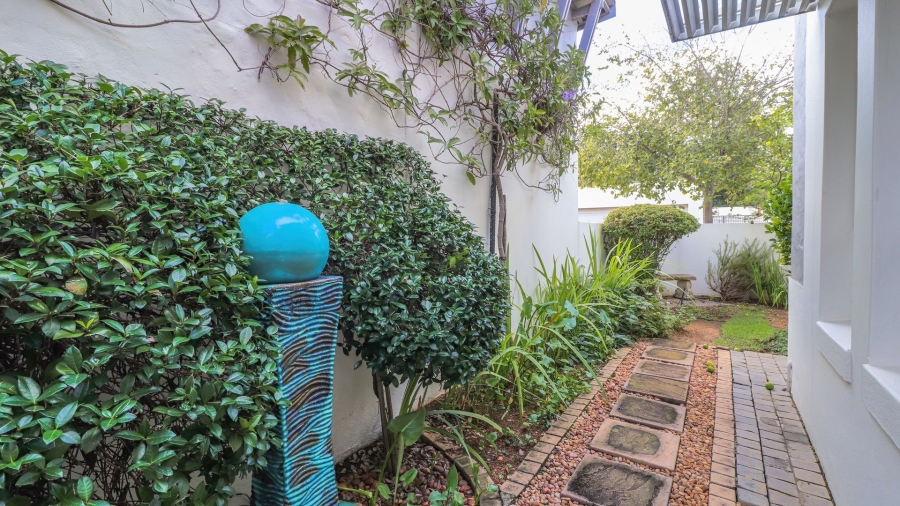 3 Bedroom Property for Sale in Broadacres Gauteng