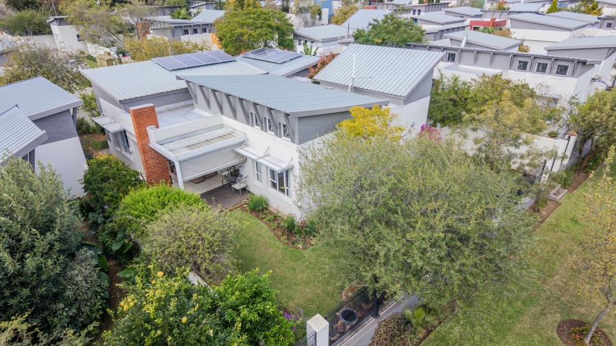 3 Bedroom Property for Sale in Broadacres Gauteng
