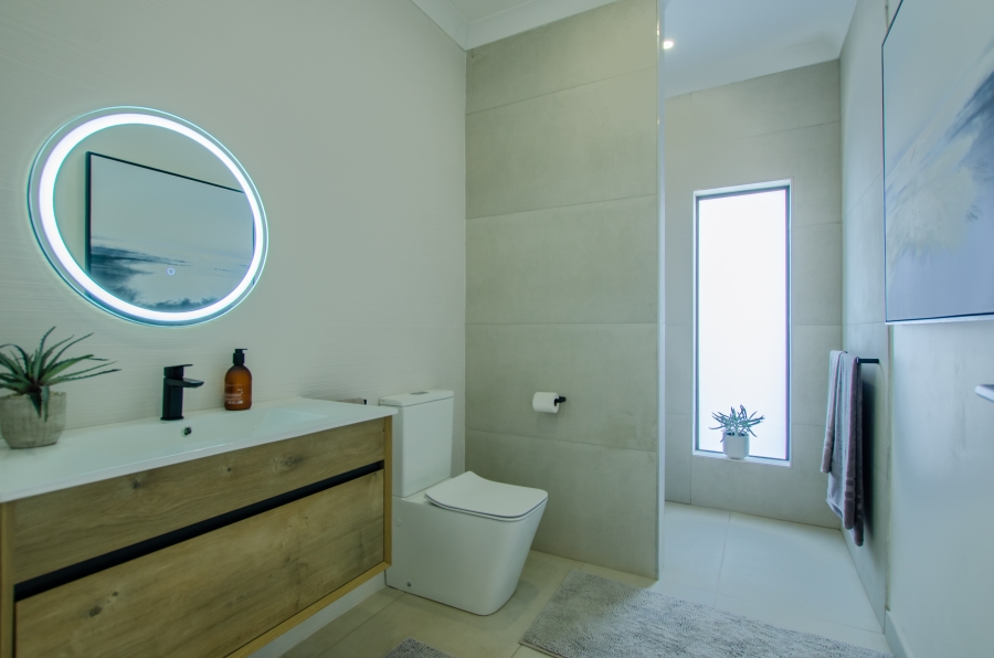 2 Bedroom Property for Sale in Berg En Dal Gauteng