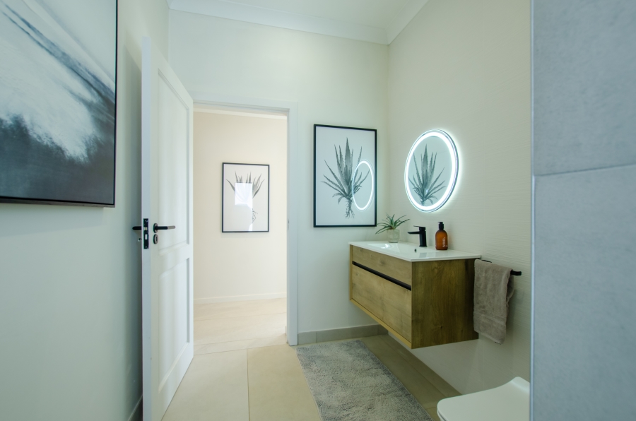 2 Bedroom Property for Sale in Berg En Dal Gauteng