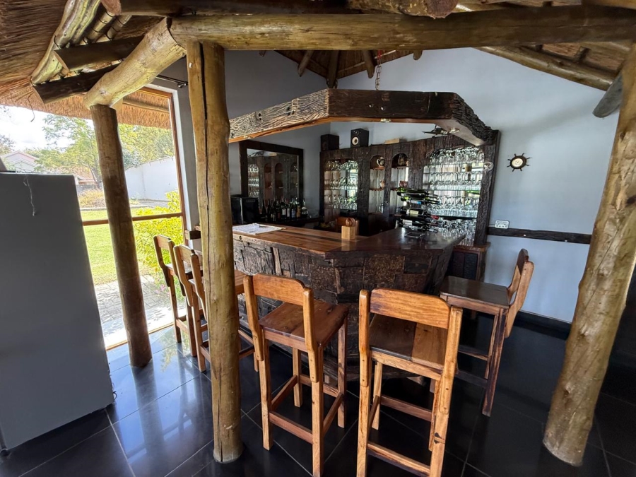 8 Bedroom Property for Sale in Kaalplaats West Gauteng