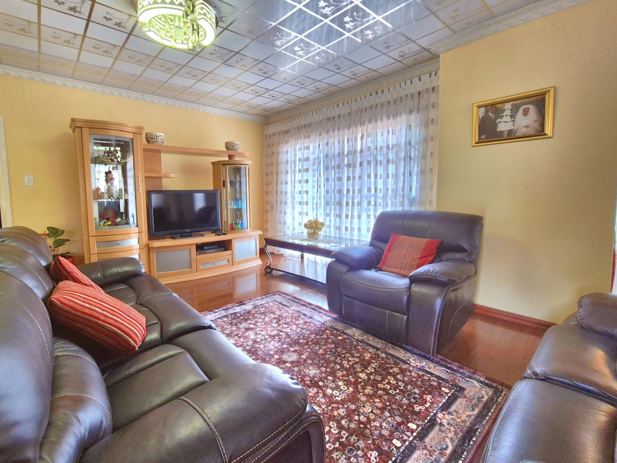 3 Bedroom Property for Sale in Sunward Park Gauteng