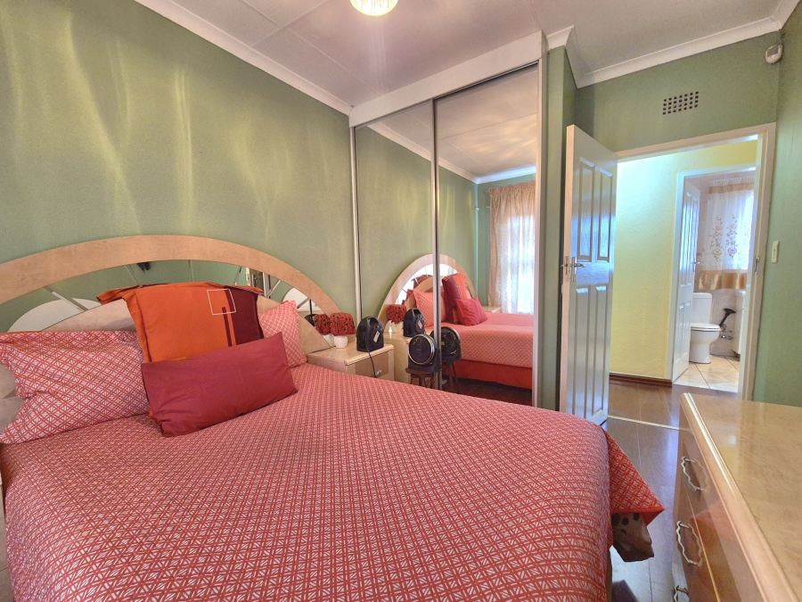 3 Bedroom Property for Sale in Sunward Park Gauteng