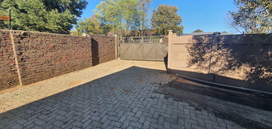 4 Bedroom Property for Sale in Rensburg Gauteng