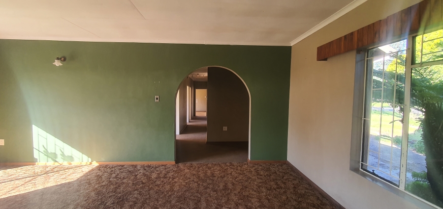 4 Bedroom Property for Sale in Rensburg Gauteng