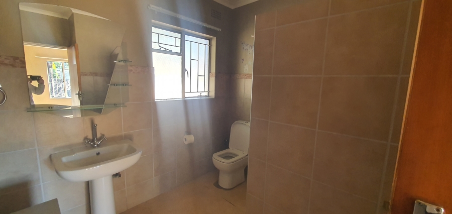 4 Bedroom Property for Sale in Rensburg Gauteng