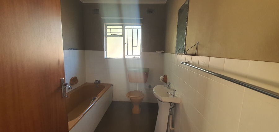 4 Bedroom Property for Sale in Rensburg Gauteng