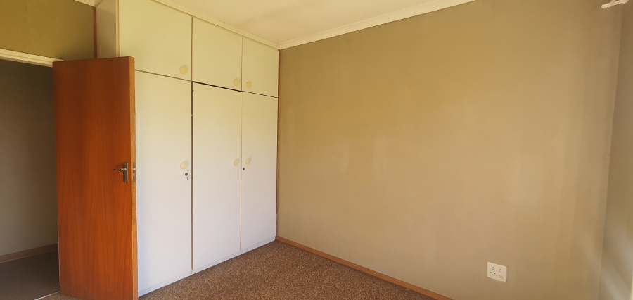 4 Bedroom Property for Sale in Rensburg Gauteng