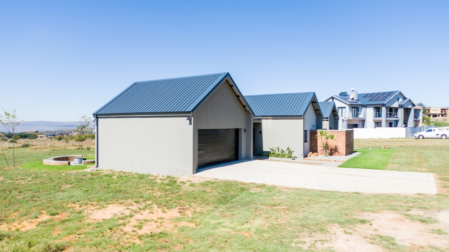 2 Bedroom Property for Sale in Berg En Dal Gauteng