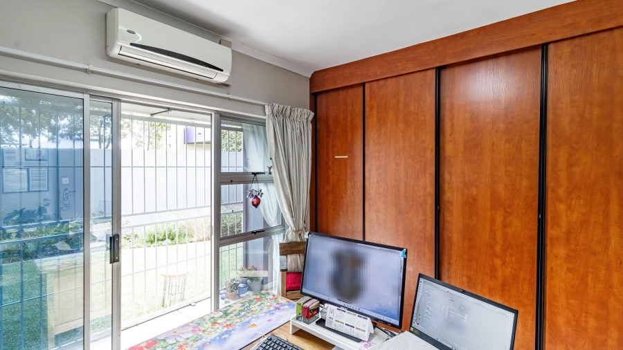 0 Bedroom Property for Sale in Brackenhurst Gauteng