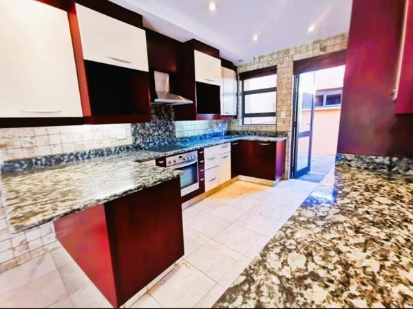 To Let 1 Bedroom Property for Rent in Bedfordview Gauteng
