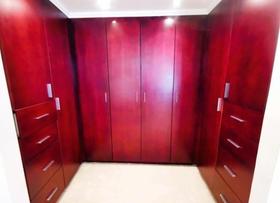 To Let 1 Bedroom Property for Rent in Bedfordview Gauteng