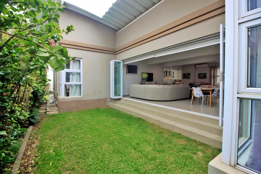 3 Bedroom Property for Sale in Greenstone Hill Gauteng