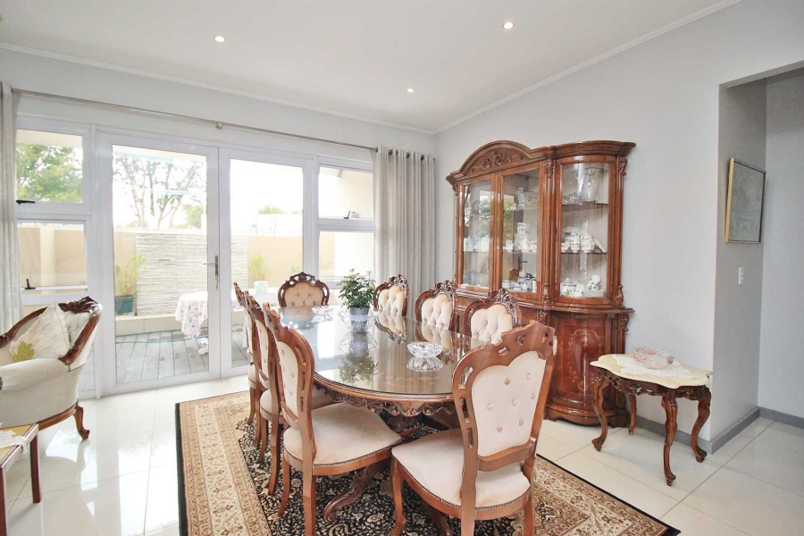3 Bedroom Property for Sale in Greenstone Hill Gauteng