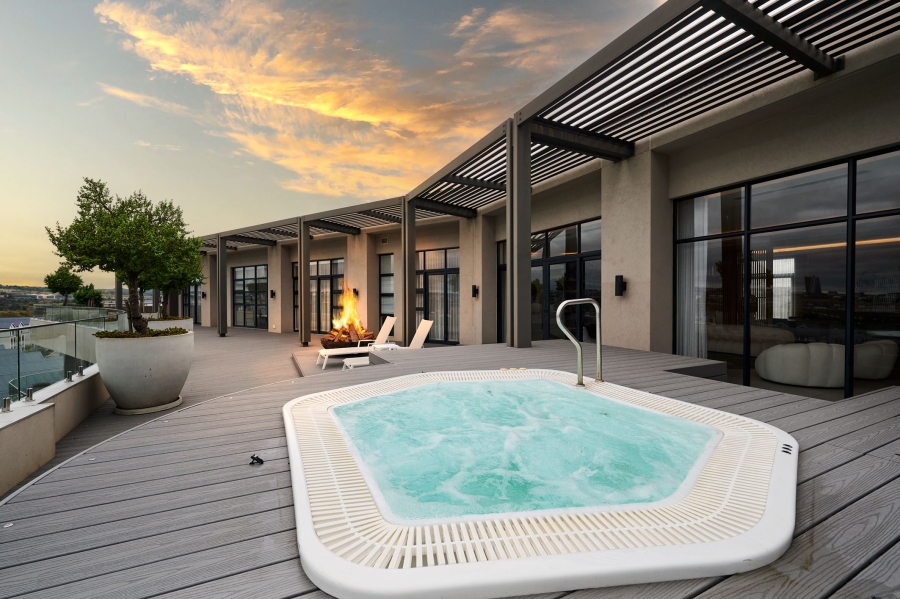 6 Bedroom Property for Sale in Waterfall Gauteng
