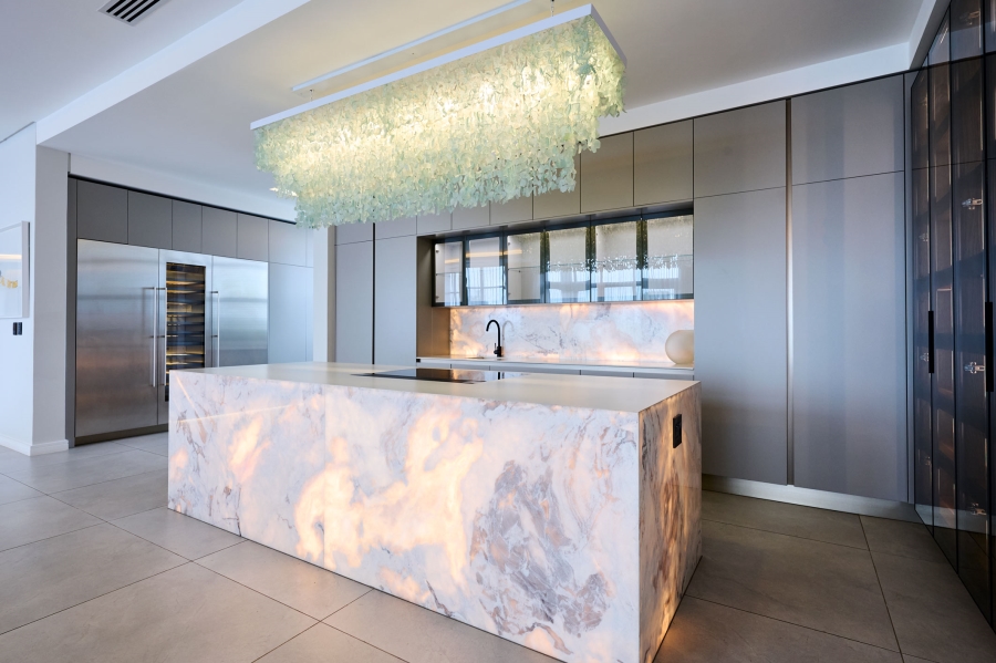 6 Bedroom Property for Sale in Waterfall Gauteng