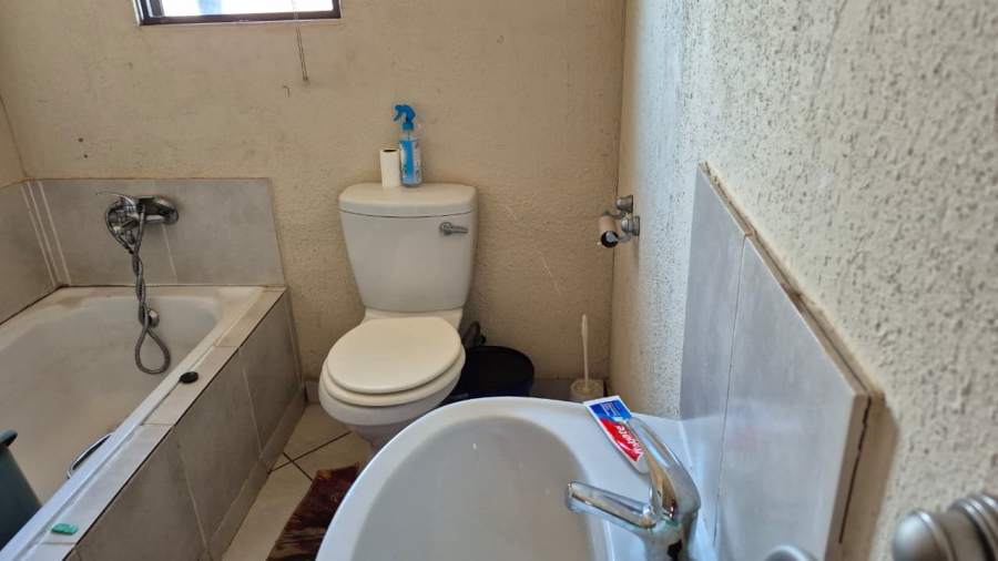 3 Bedroom Property for Sale in Alliance Gauteng
