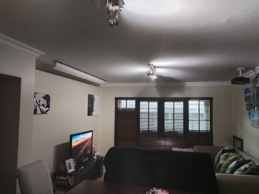 1 Bedroom Property for Sale in Edenburg Gauteng