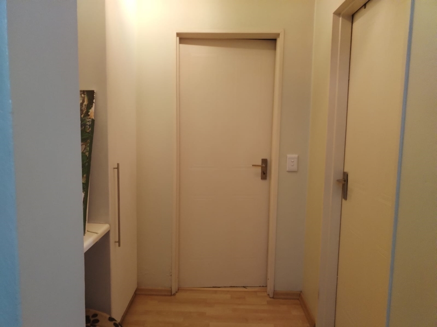 1 Bedroom Property for Sale in Edenburg Gauteng