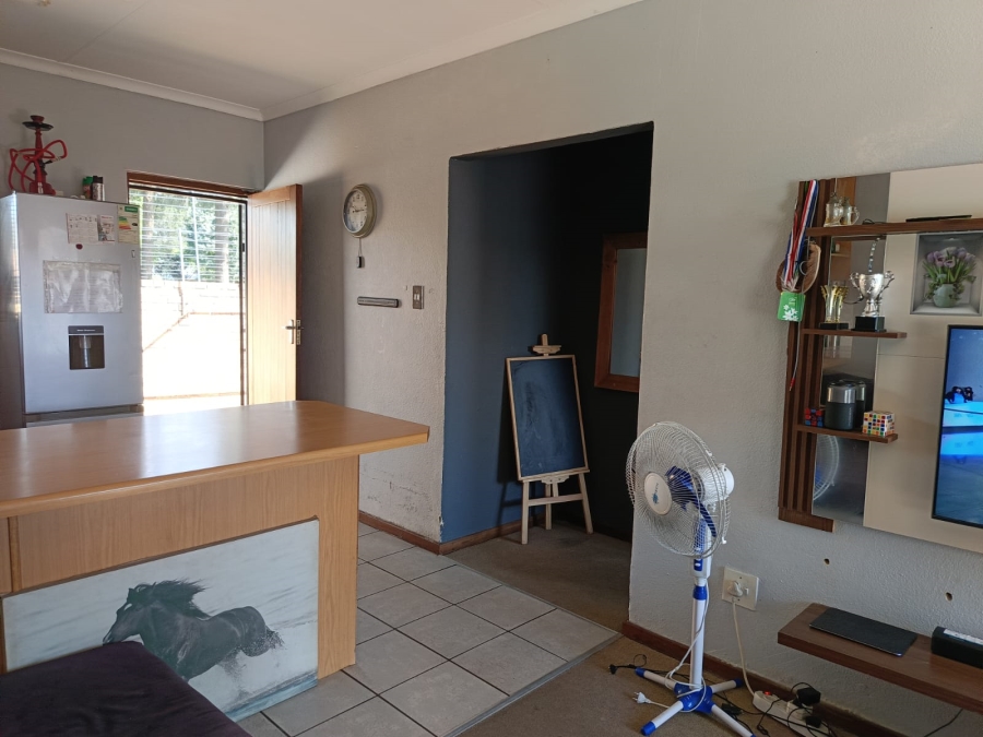 1 Bedroom Property for Sale in Weltevreden Park Gauteng