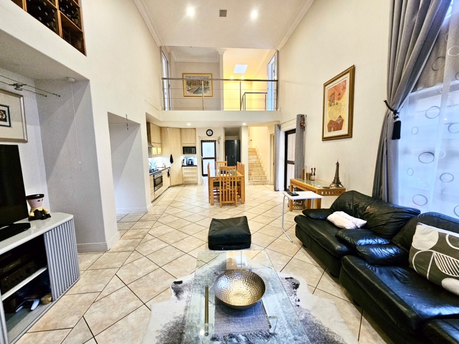 To Let 3 Bedroom Property for Rent in River Club Gauteng