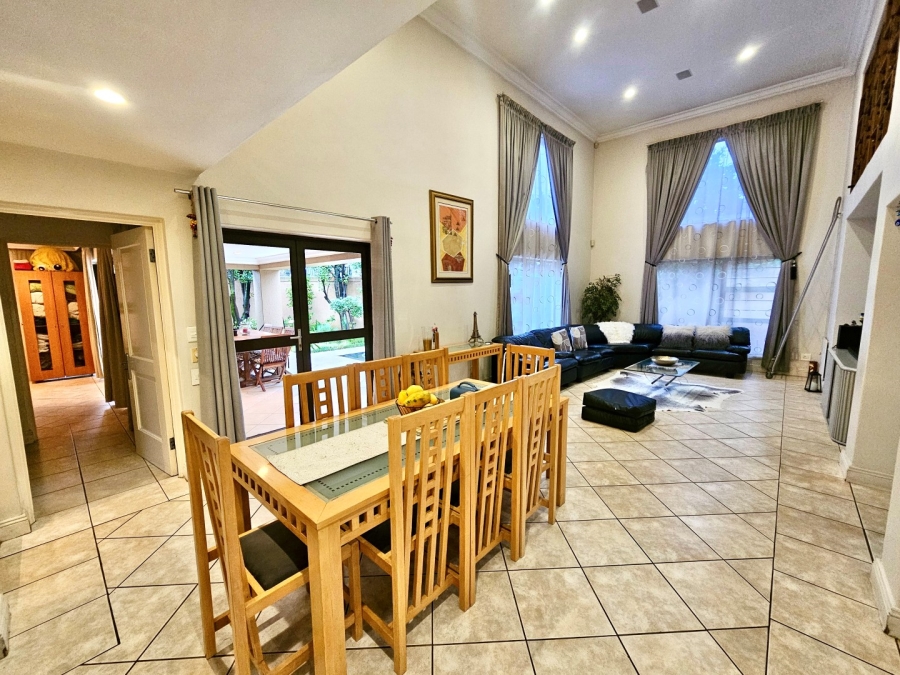 To Let 3 Bedroom Property for Rent in River Club Gauteng