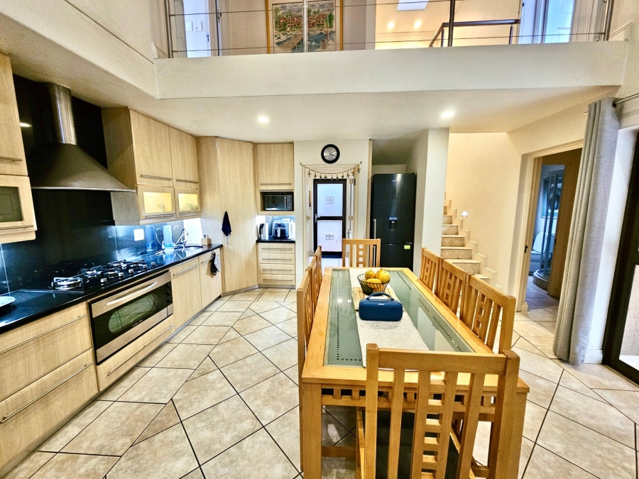 To Let 3 Bedroom Property for Rent in River Club Gauteng