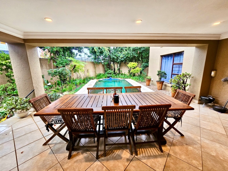 To Let 3 Bedroom Property for Rent in River Club Gauteng