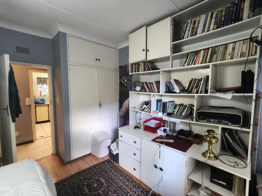 To Let 4 Bedroom Property for Rent in Kew Gauteng