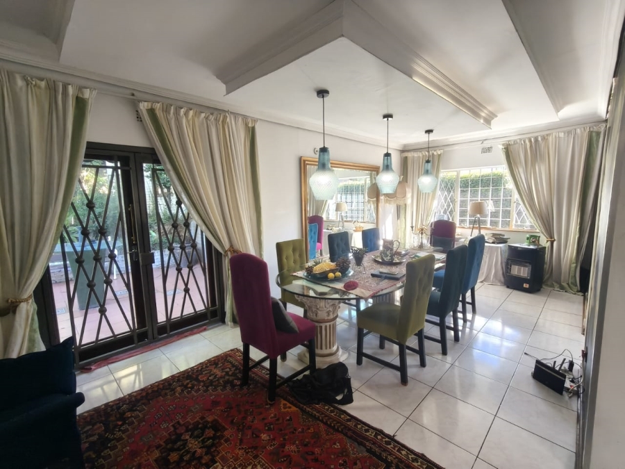 To Let 4 Bedroom Property for Rent in Kew Gauteng