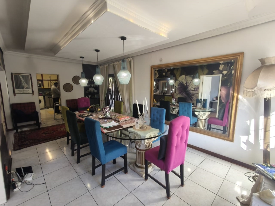 To Let 4 Bedroom Property for Rent in Kew Gauteng