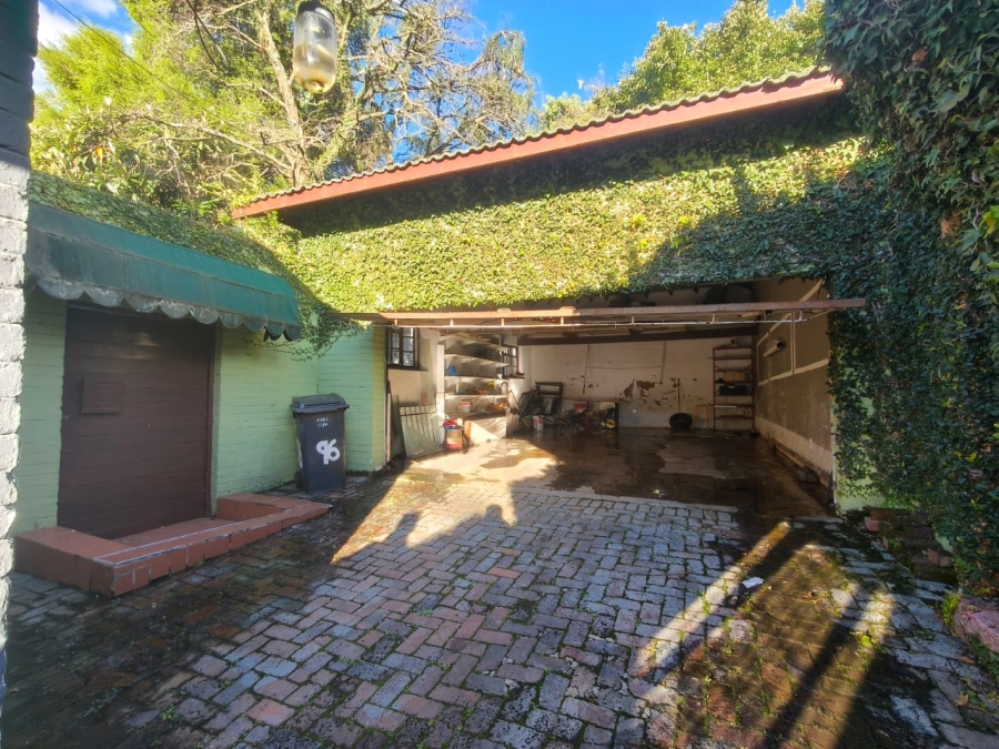 To Let 4 Bedroom Property for Rent in Kew Gauteng