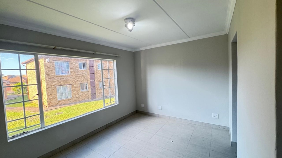 2 Bedroom Property for Sale in Erand Gardens Gauteng