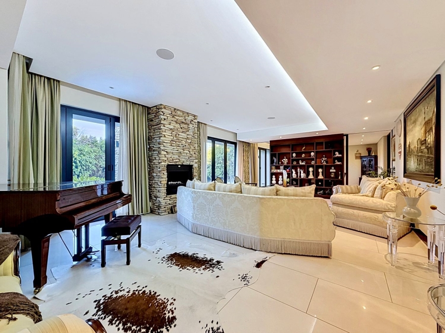 5 Bedroom Property for Sale in Lombardy Estate Gauteng