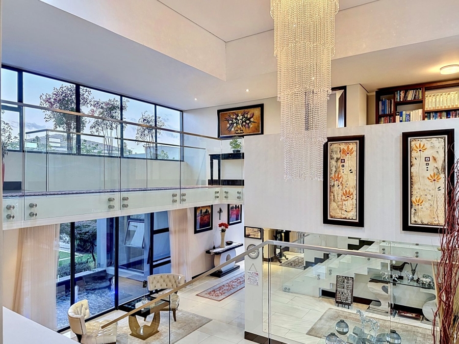 5 Bedroom Property for Sale in Lombardy Estate Gauteng