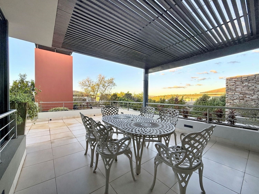 5 Bedroom Property for Sale in Lombardy Estate Gauteng
