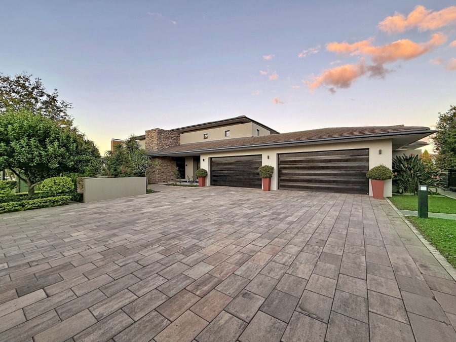 5 Bedroom Property for Sale in Lombardy Estate Gauteng
