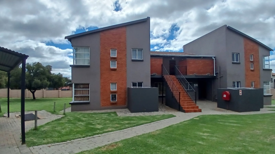 2 Bedroom Property for Sale in Willowbrook Gauteng