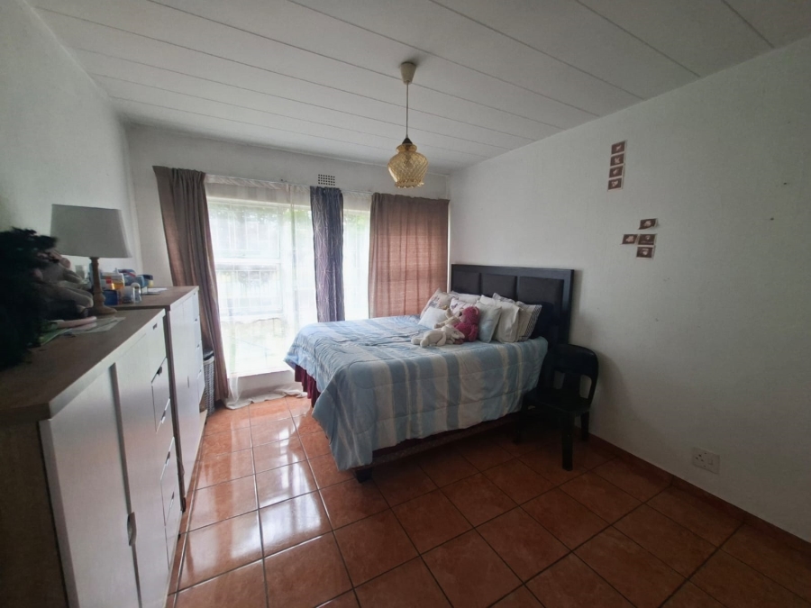 1 Bedroom Property for Sale in Lewisham Gauteng