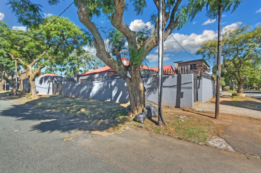 9 Bedroom Property for Sale in Turffontein Gauteng