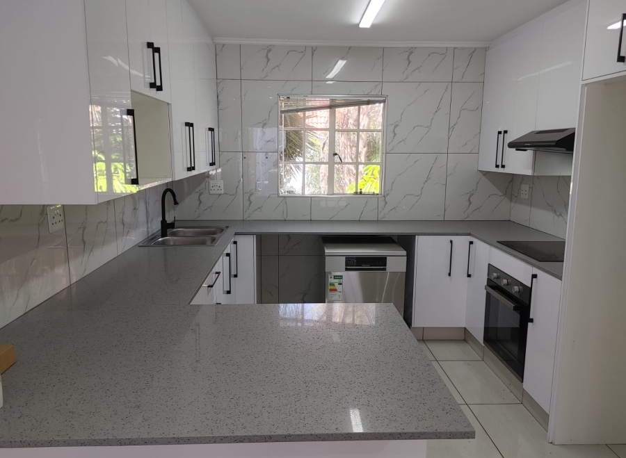 2 Bedroom Property for Sale in Eden Glen Gauteng