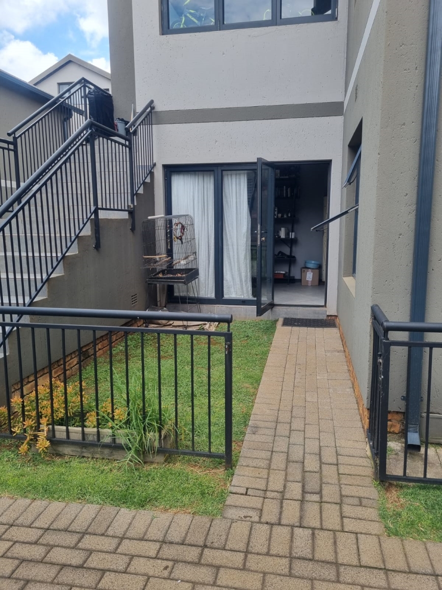 2 Bedroom Property for Sale in Norton Home Estate AH Gauteng