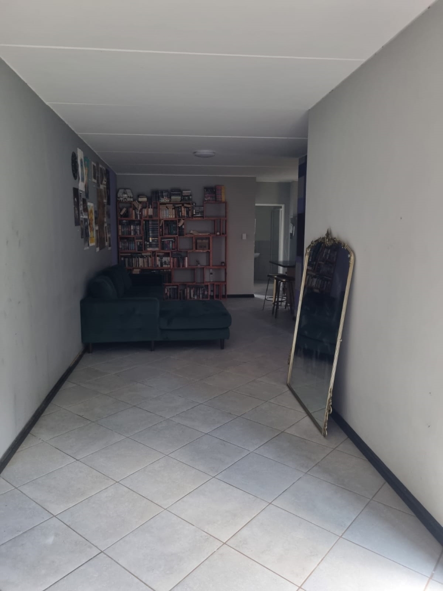 2 Bedroom Property for Sale in Norton Home Estate AH Gauteng