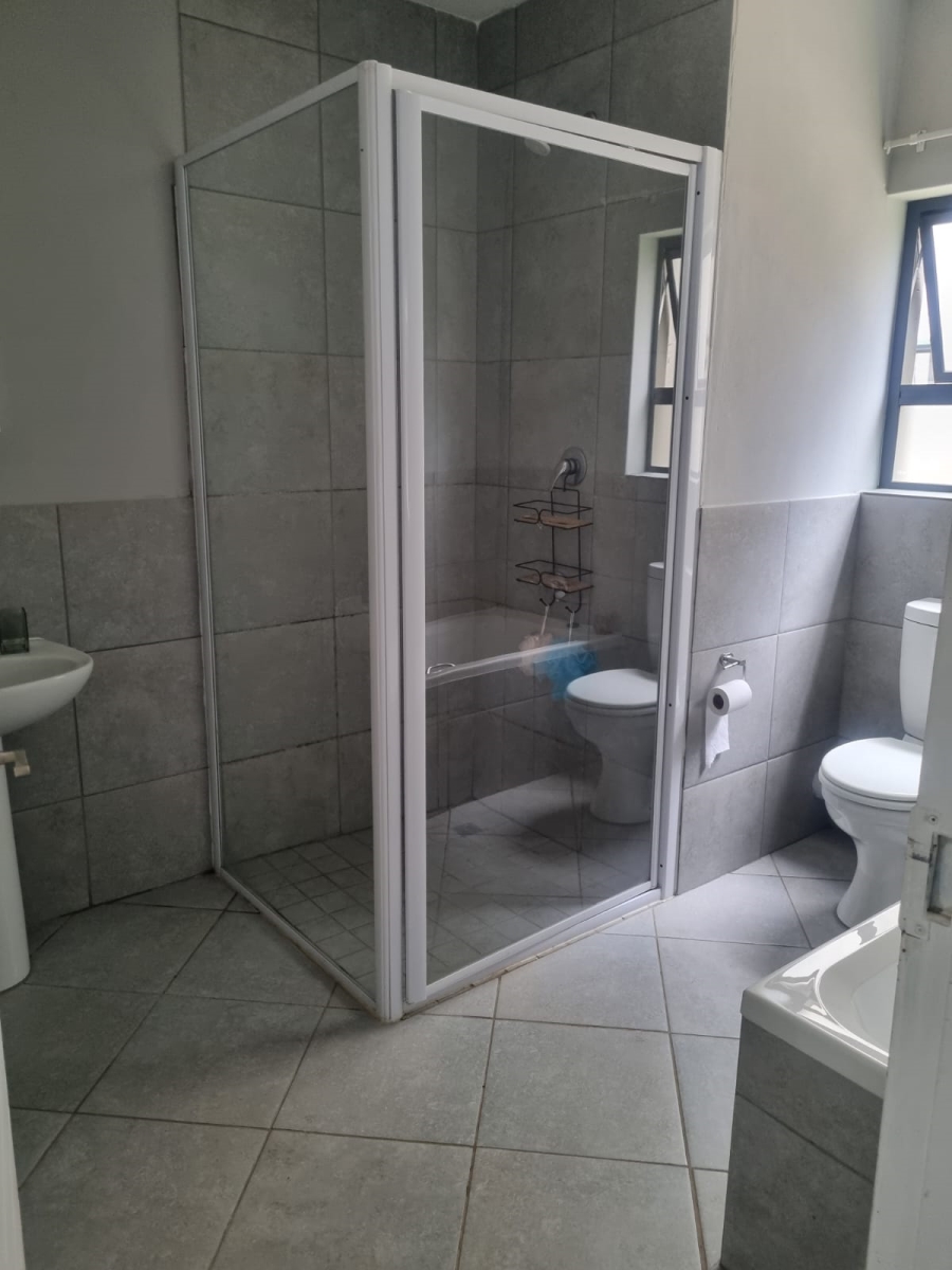 2 Bedroom Property for Sale in Norton Home Estate AH Gauteng