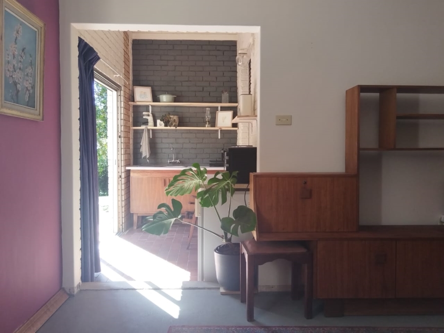 To Let 1 Bedroom Property for Rent in Kloofendal Gauteng